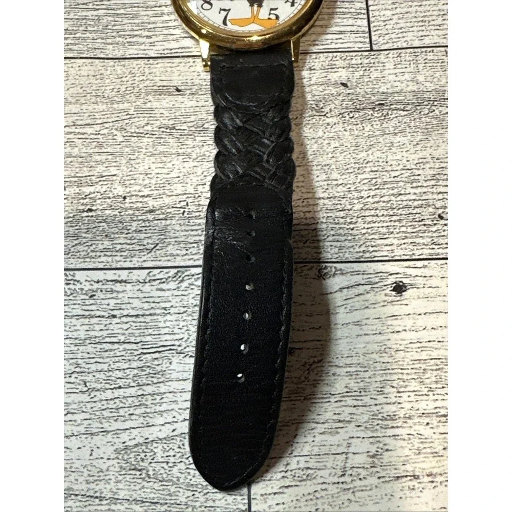 ARMITRON Daffy Duck Stainless Quartz Watch 1994 Vintage Hong Kong *Untested*